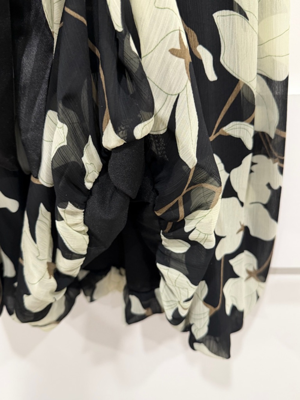 Costa Blanca Black Dress with Cream Floral Print - Picture 14 of 16